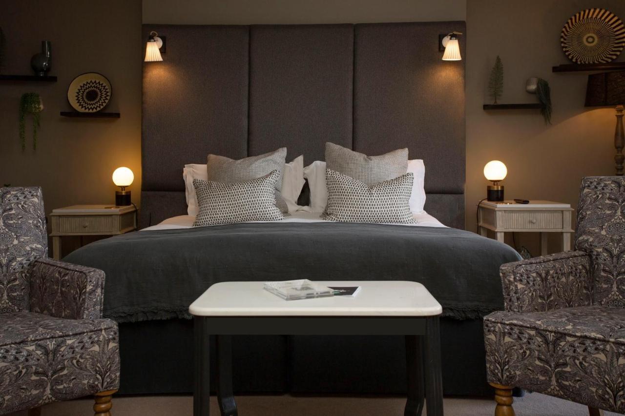 The Grosvenor Arms Hotel Шафтсбъри Екстериор снимка