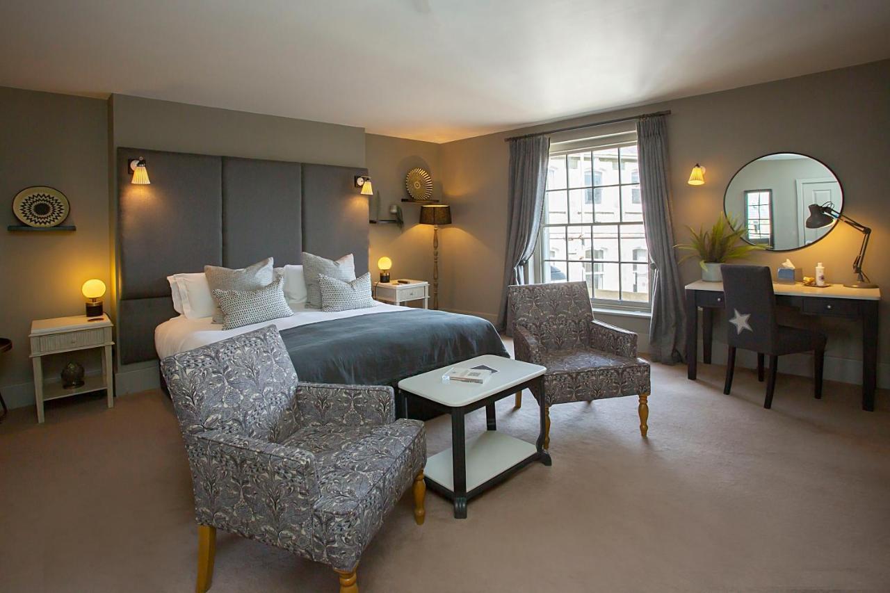 The Grosvenor Arms Hotel Шафтсбъри Екстериор снимка