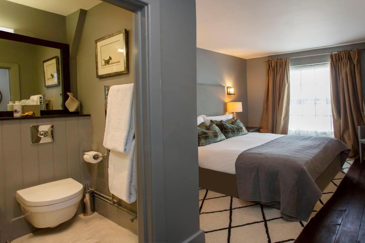 The Grosvenor Arms Hotel Шафтсбъри Екстериор снимка