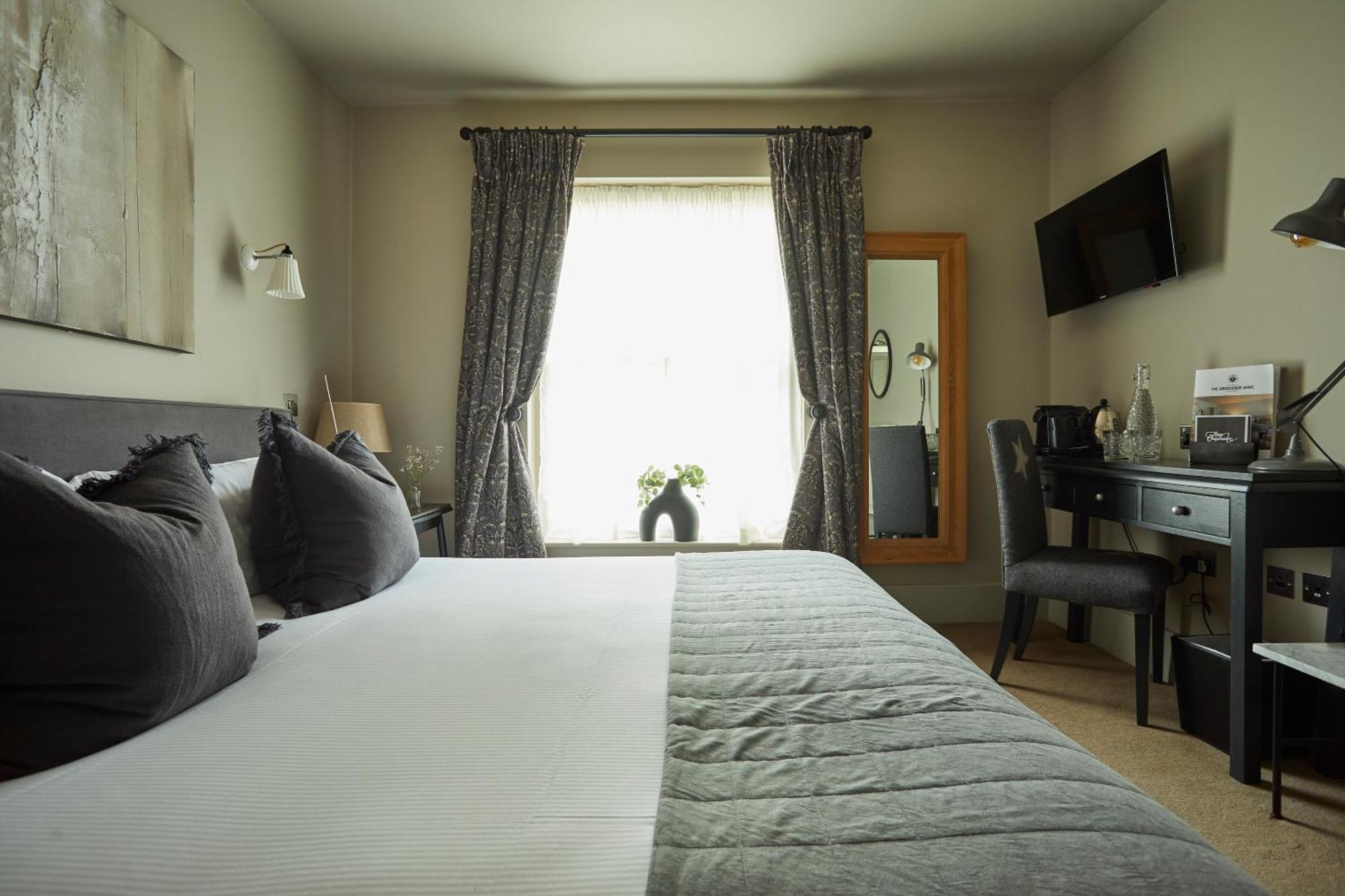 The Grosvenor Arms Hotel Шафтсбъри Екстериор снимка