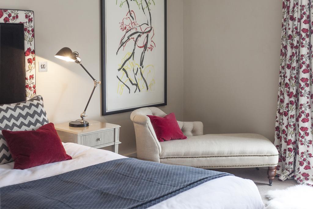 The Grosvenor Arms Hotel Шафтсбъри Екстериор снимка