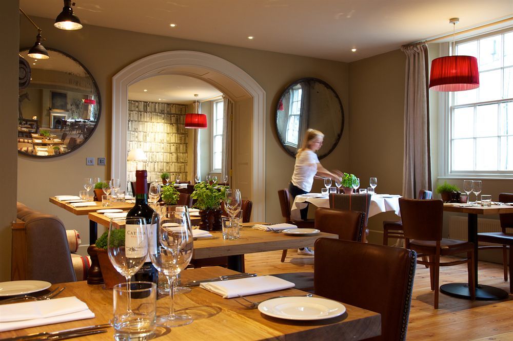 The Grosvenor Arms Hotel Шафтсбъри Екстериор снимка